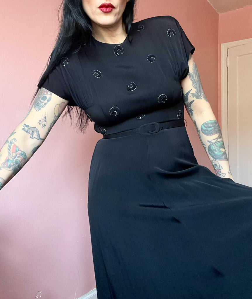1940s era Du Barry black maxi Dress The Nightshift 1940s era Du Barry black maxi Dress The Nightshift