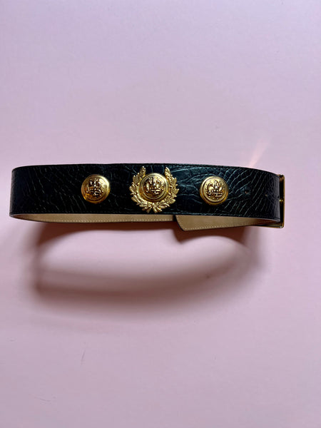 Streets Ahead Gold + Black belt