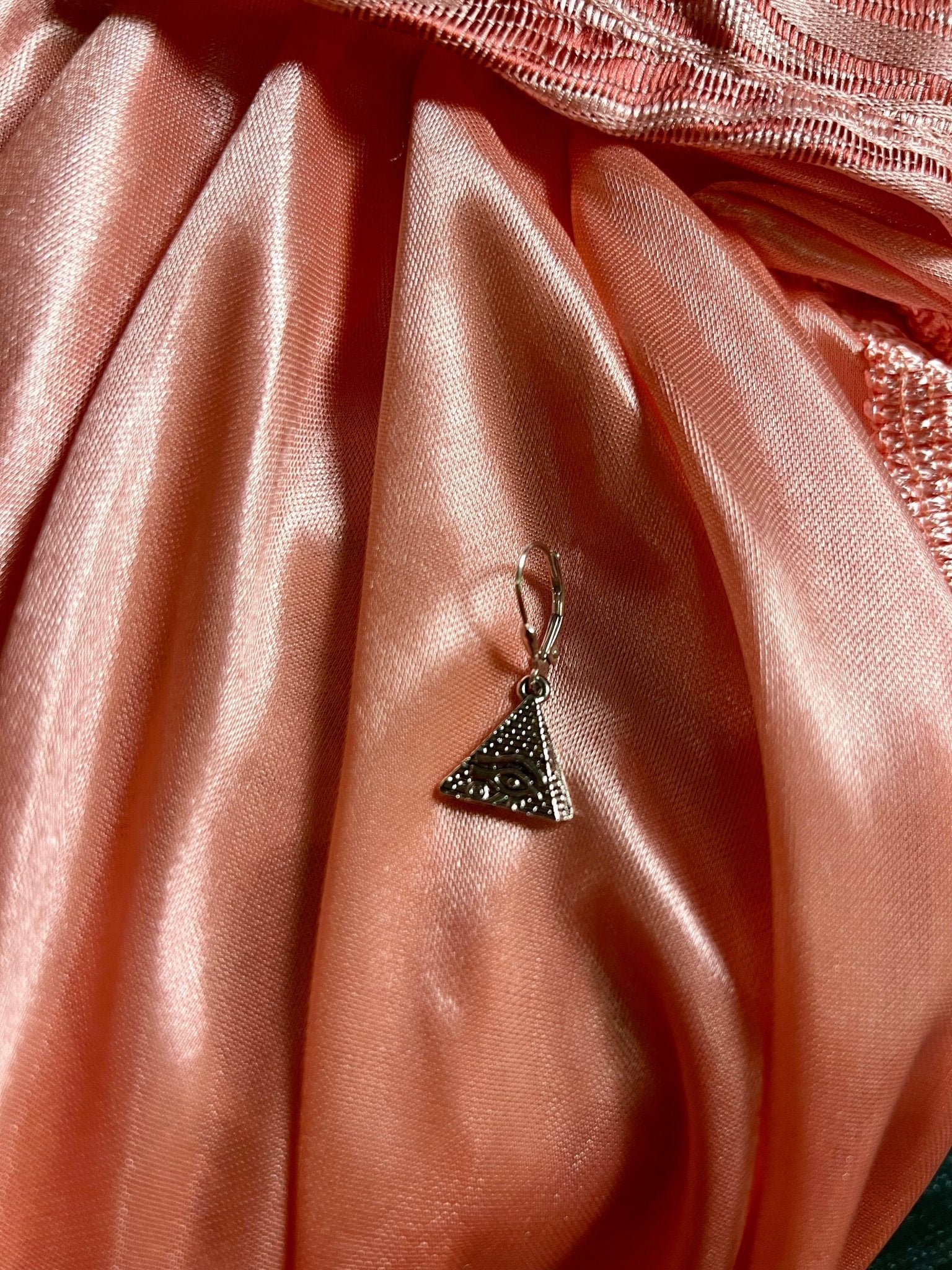 Silver Pyramid Earring - The Nightshift